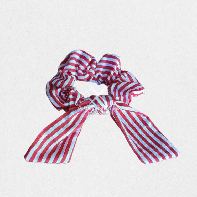 Elástico Scrunchie com laço de pontas